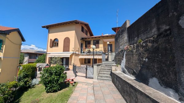 appartamento in vendita a Germignaga