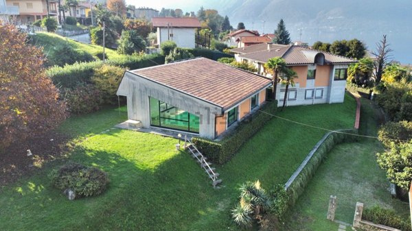 casa indipendente in vendita a Germignaga