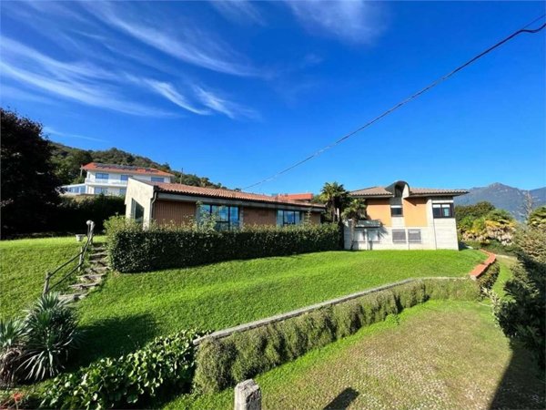 casa indipendente in vendita a Germignaga