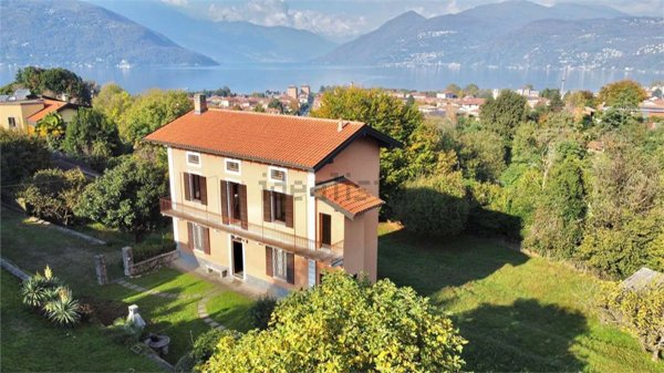 casa indipendente in vendita a Germignaga