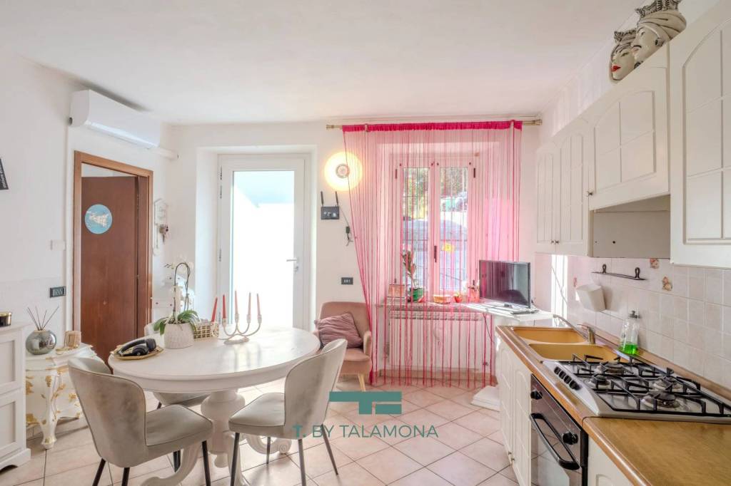 appartamento in vendita a Germignaga