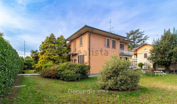 casa indipendente in vendita a Germignaga