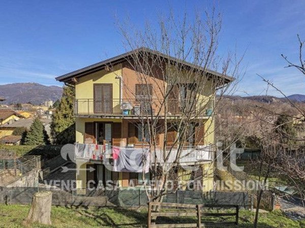 appartamento in vendita a Germignaga