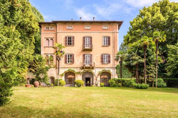 casa indipendente in vendita a Germignaga
