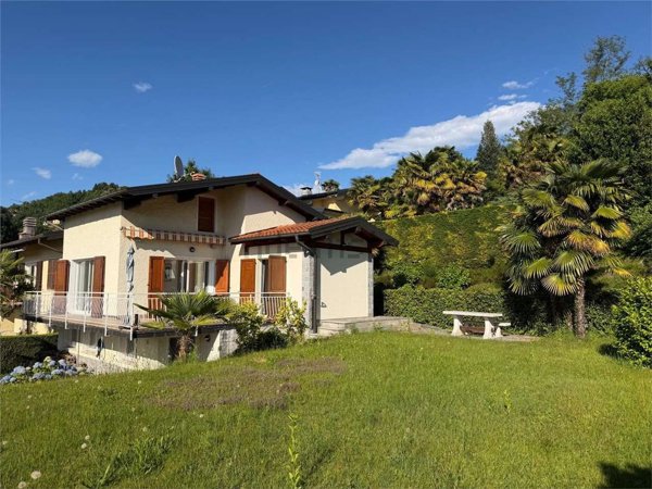 casa indipendente in vendita a Germignaga