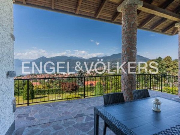 casa indipendente in vendita a Germignaga