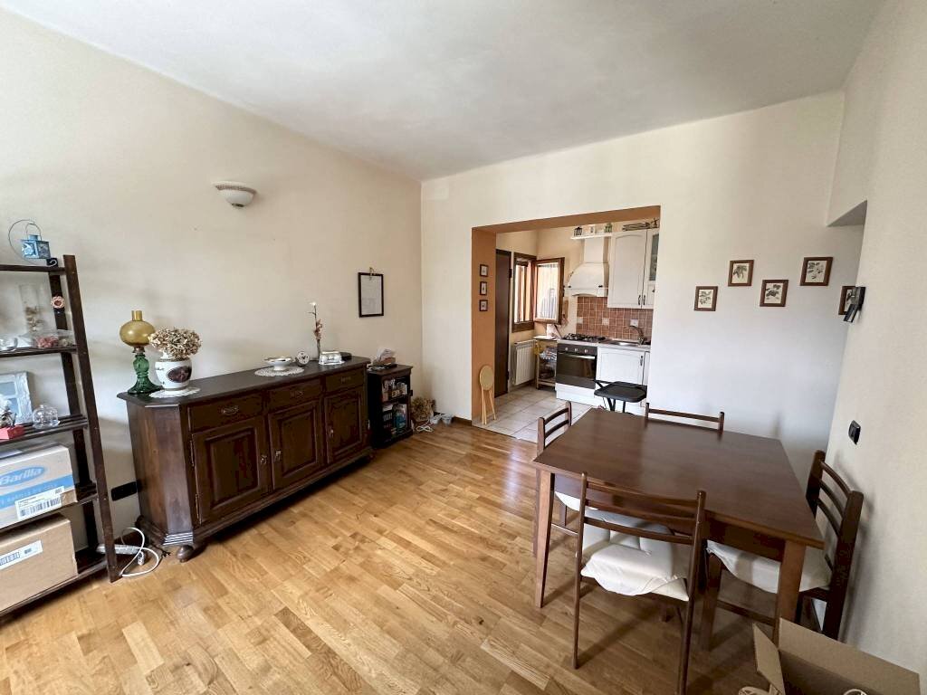 appartamento in vendita a Golasecca
