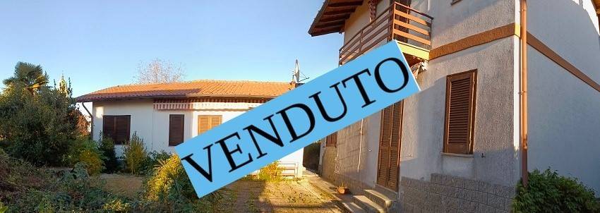 casa indipendente in vendita a Golasecca