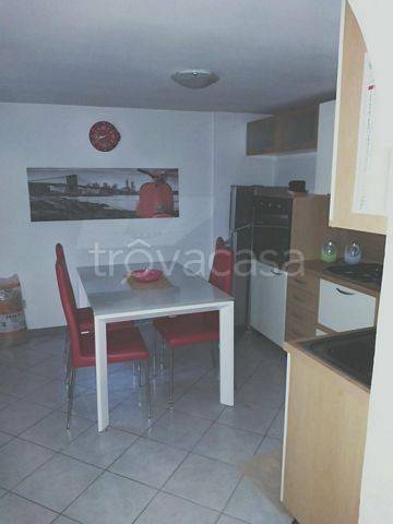 appartamento in vendita a Golasecca