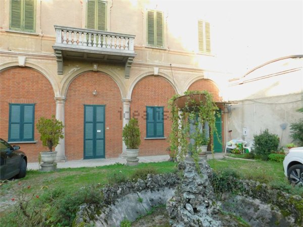 appartamento in vendita a Golasecca