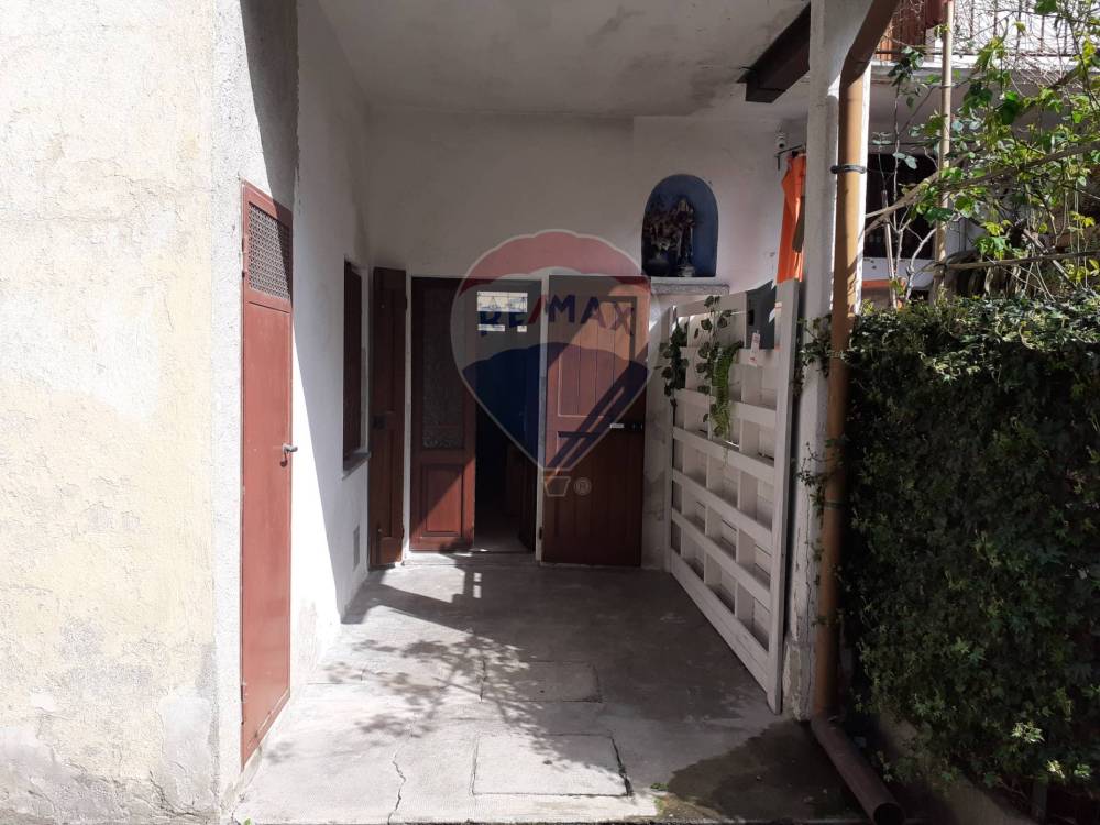 appartamento in vendita a Golasecca