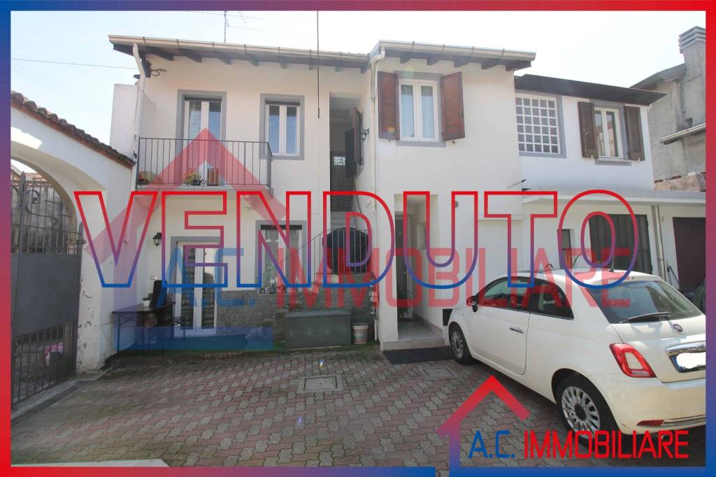 appartamento in vendita a Golasecca