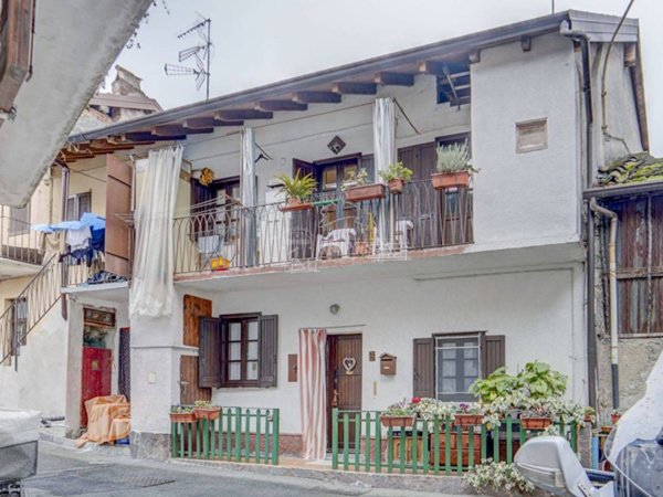 casa indipendente in vendita a Golasecca