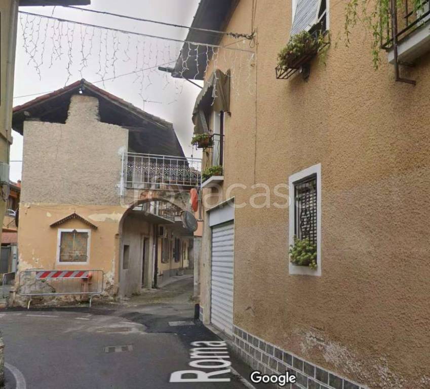 negozio in vendita a Golasecca