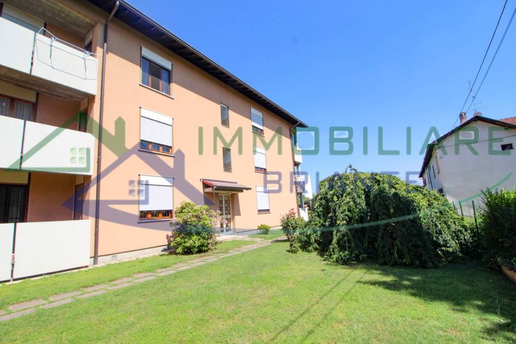 appartamento in vendita a Golasecca