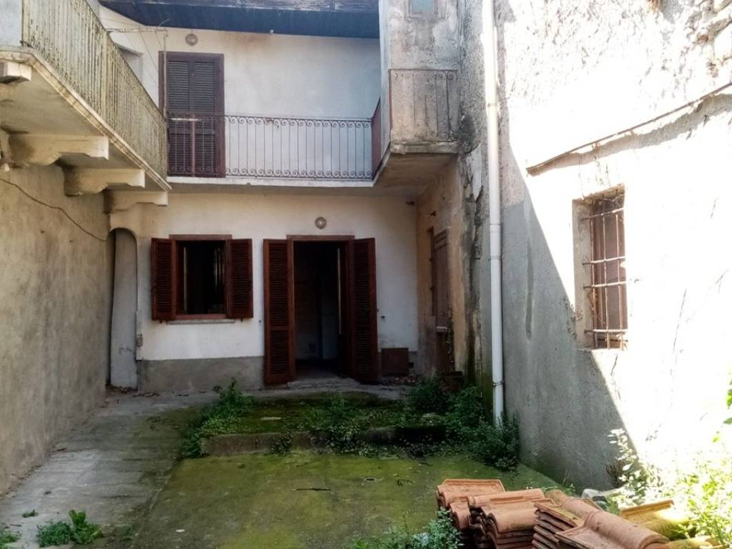 casa indipendente in vendita a Golasecca