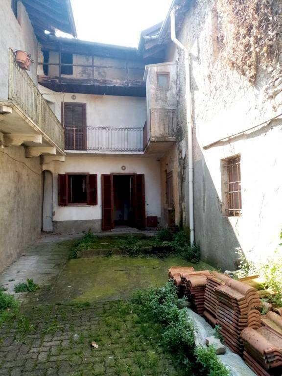 casa indipendente in vendita a Golasecca