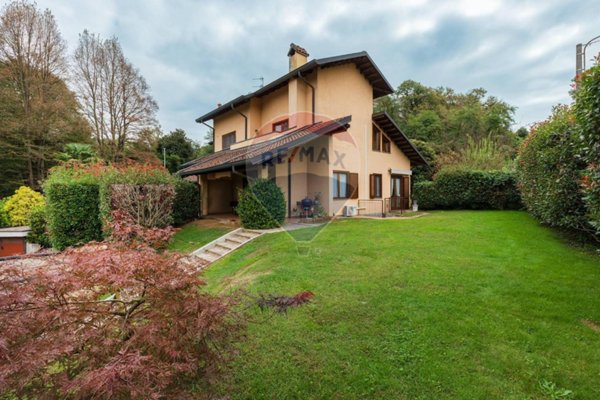 casa indipendente in vendita a Golasecca