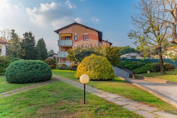 appartamento in vendita a Golasecca