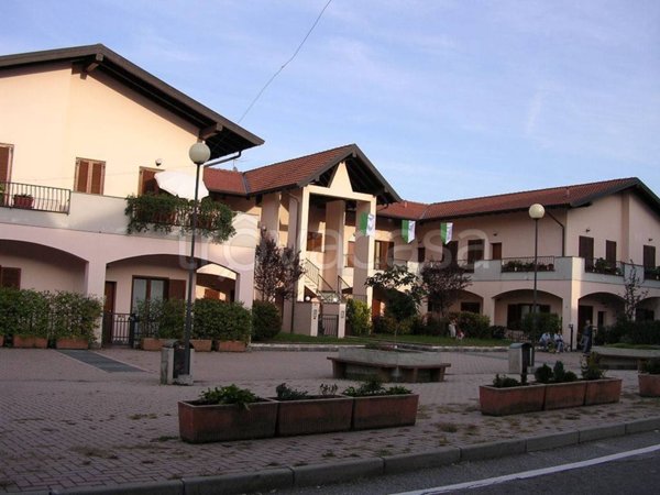 appartamento in vendita a Golasecca