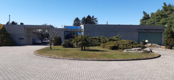 capannone in vendita a Golasecca