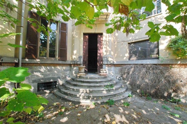 casa indipendente in vendita a Golasecca