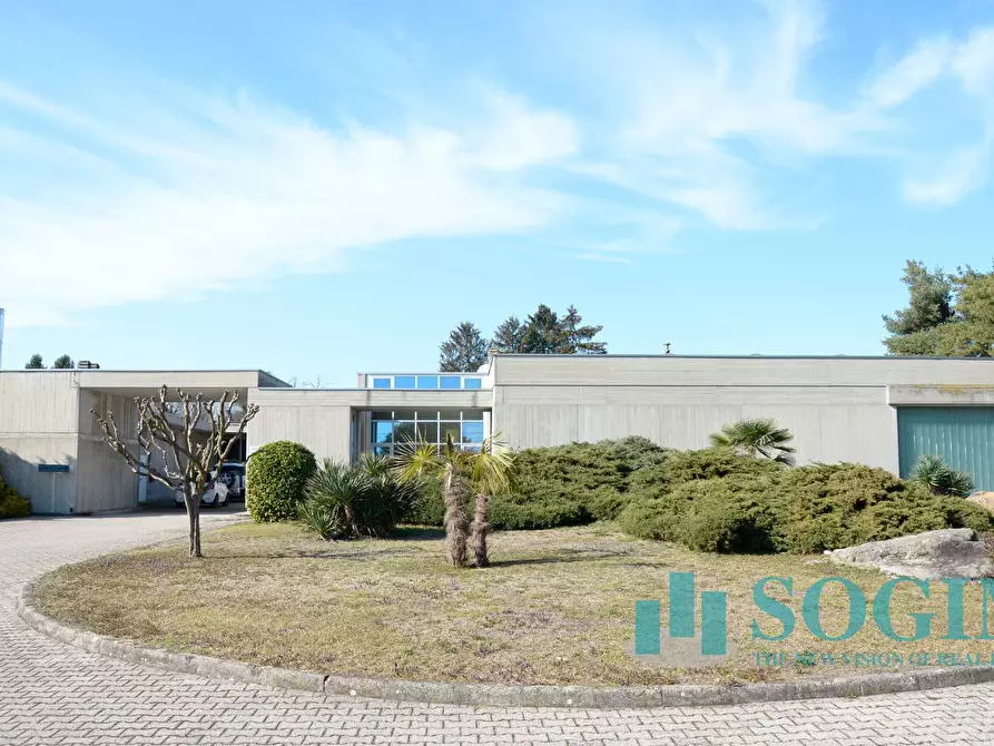 capannone in vendita a Golasecca