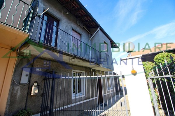 appartamento in vendita a Golasecca