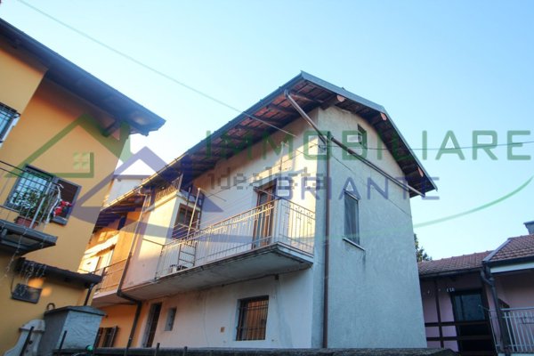 appartamento in vendita a Golasecca