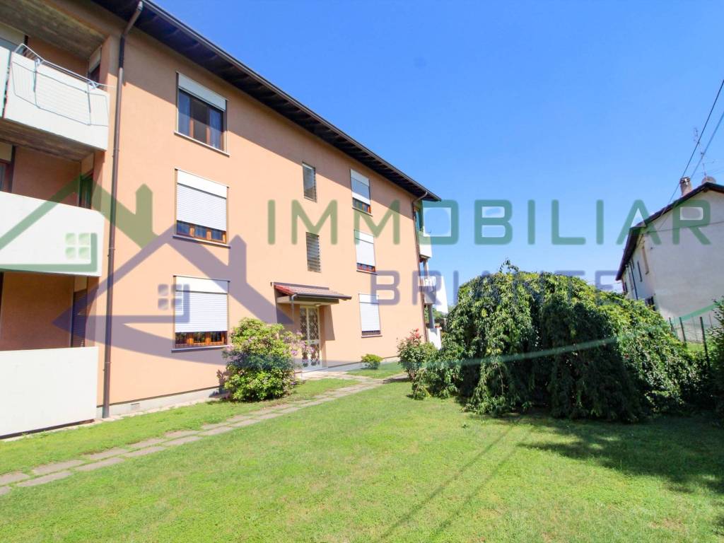 appartamento in vendita a Golasecca