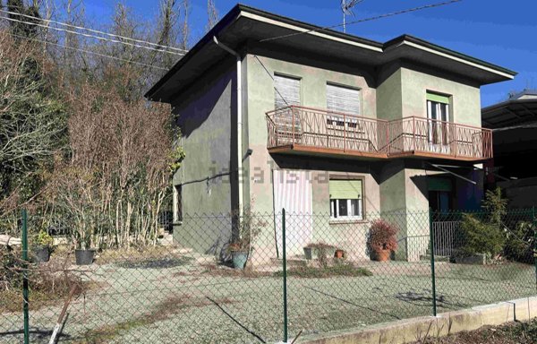 appartamento in vendita a Golasecca