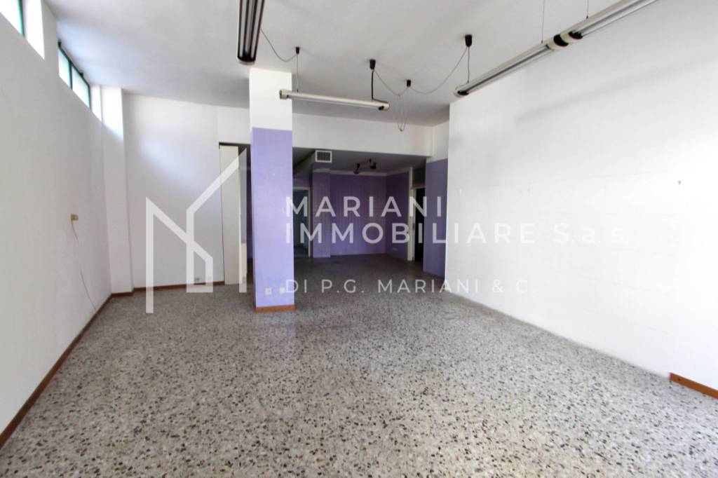 negozio in vendita a Golasecca