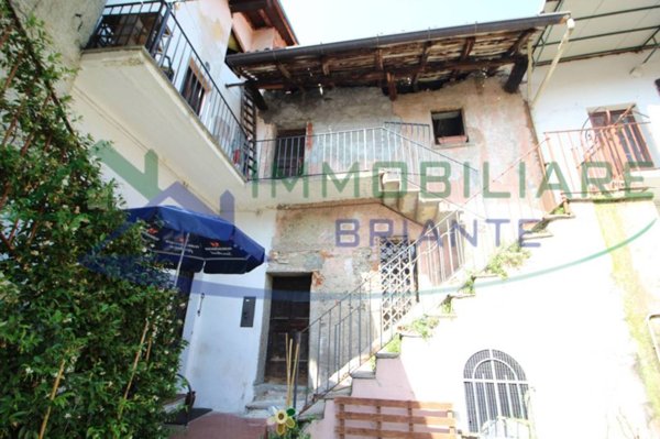 appartamento in vendita a Golasecca