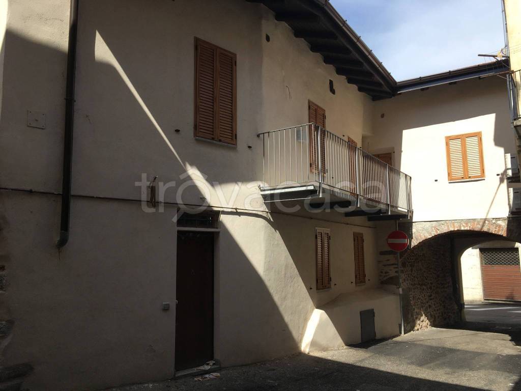 appartamento in vendita a Golasecca