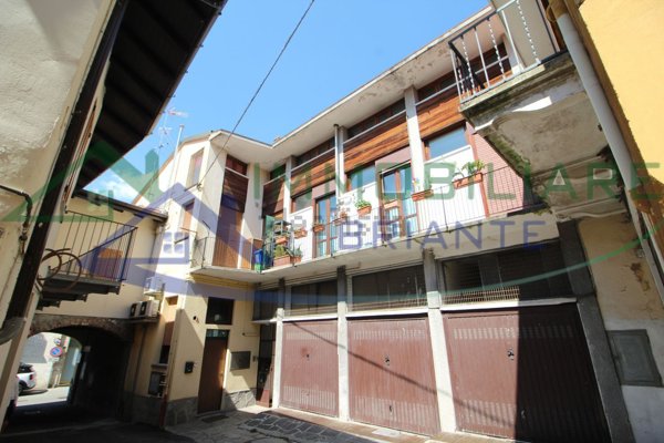 appartamento in vendita a Golasecca