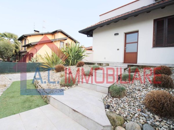 appartamento in vendita a Golasecca