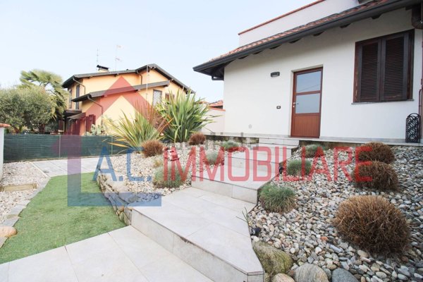 appartamento in vendita a Golasecca