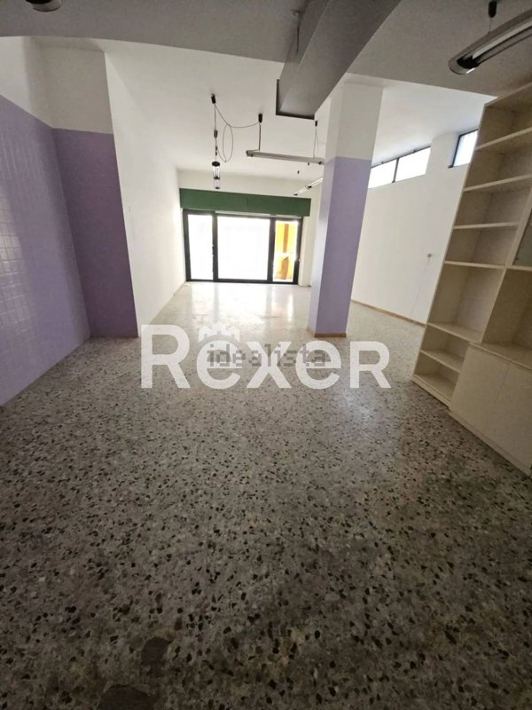 negozio in vendita a Golasecca