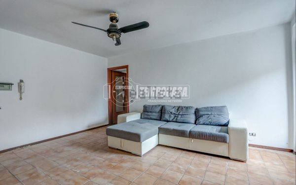 appartamento in vendita a Golasecca