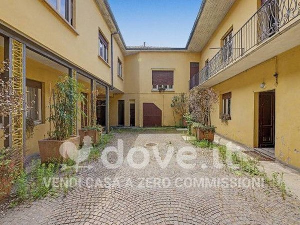 casa indipendente in vendita a Golasecca