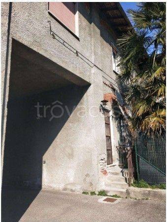 appartamento in vendita a Golasecca