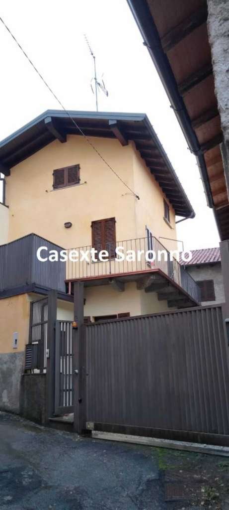 casa semindipendente in vendita a Golasecca