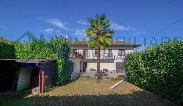 casa indipendente in vendita a Golasecca