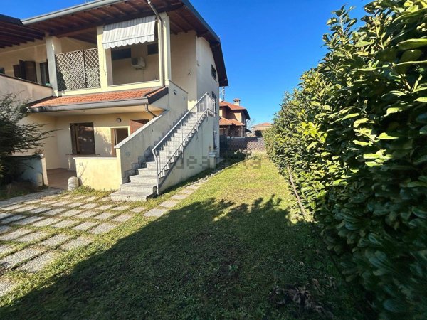 casa indipendente in vendita a Gorla Maggiore