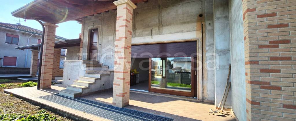 casa indipendente in vendita a Gorla Maggiore