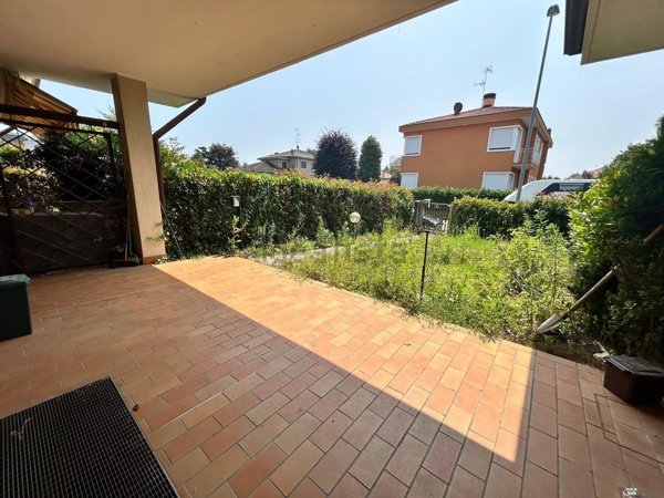 casa indipendente in vendita a Gorla Maggiore