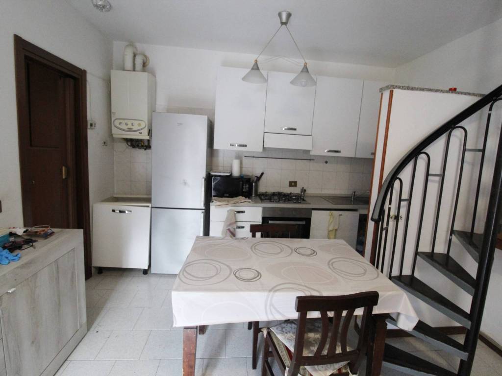 appartamento in vendita a Gorla Maggiore