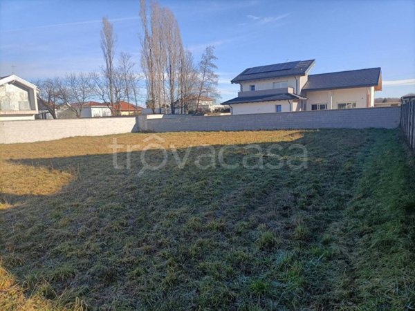 terreno edificabile in vendita a Gorla Maggiore