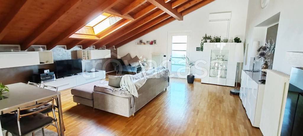 appartamento in vendita a Gorla Maggiore