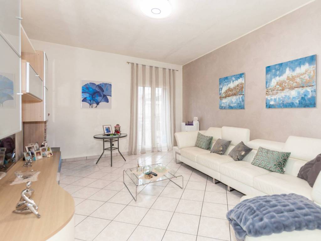 appartamento in vendita a Gorla Maggiore